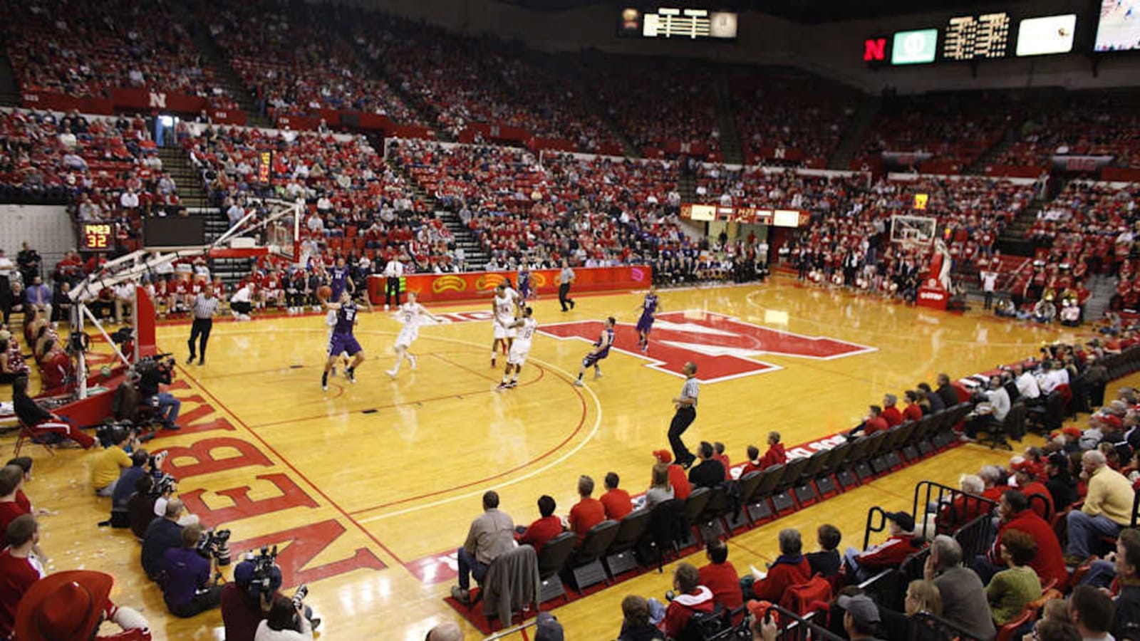 Nebrasketball to Hold Red/White Scrimmage in Devaney Center