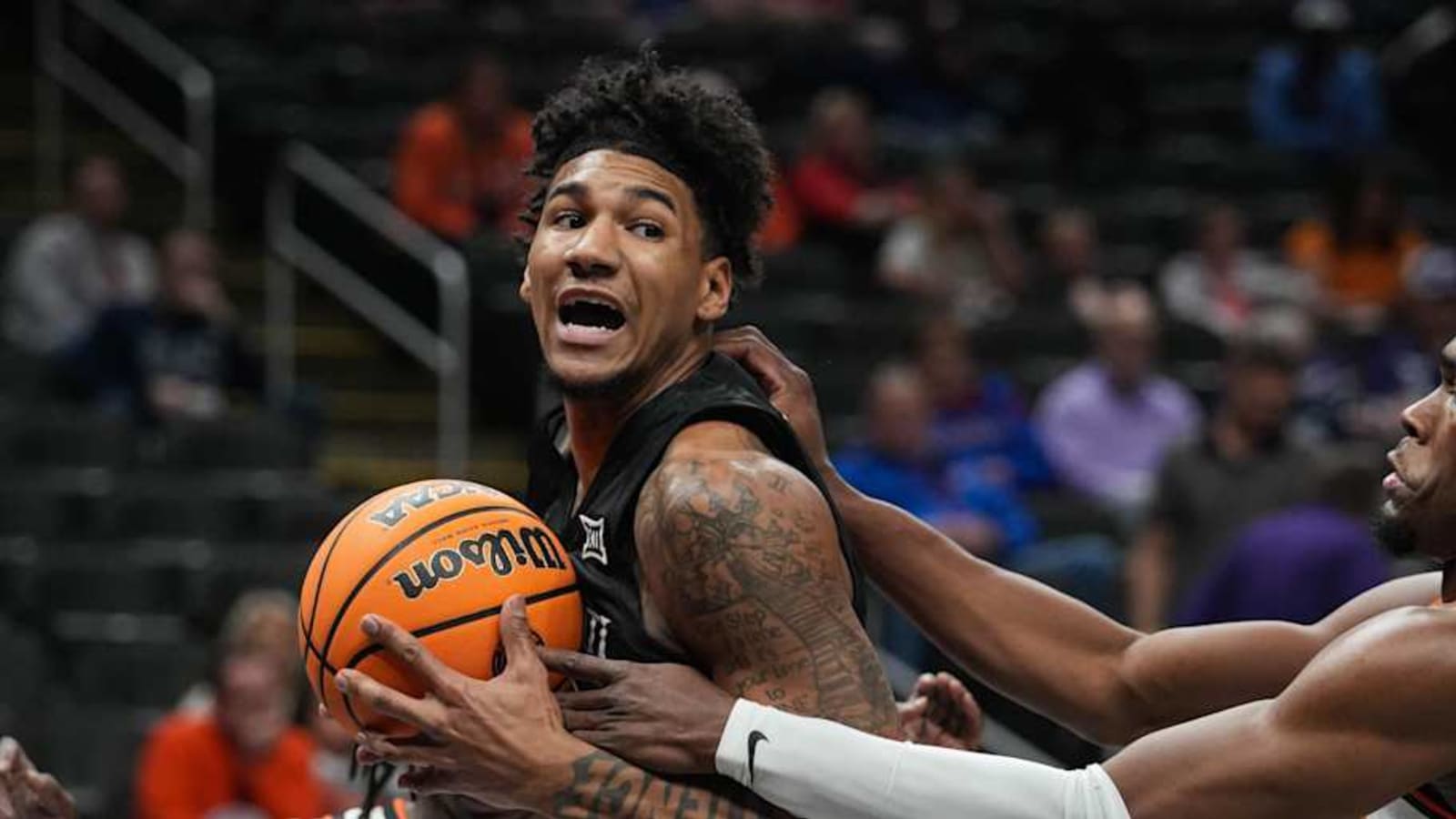 Cincinnati Bearcats Star Forward Dillon Mitchell Entering Transfer Portal