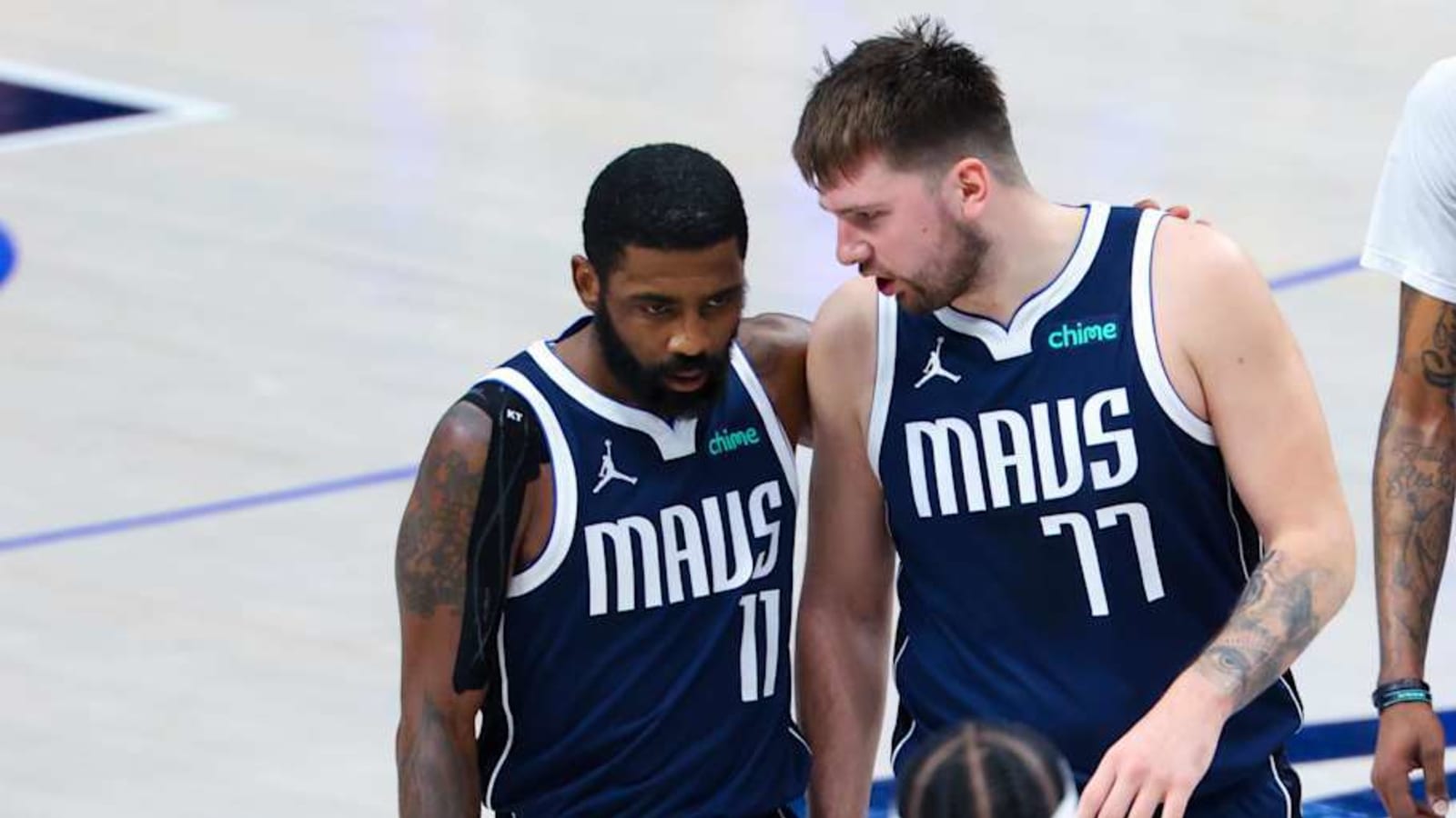 Mavericks&#39; Kyrie Irving, Luka Doncic Still Dominating All-Star Voting