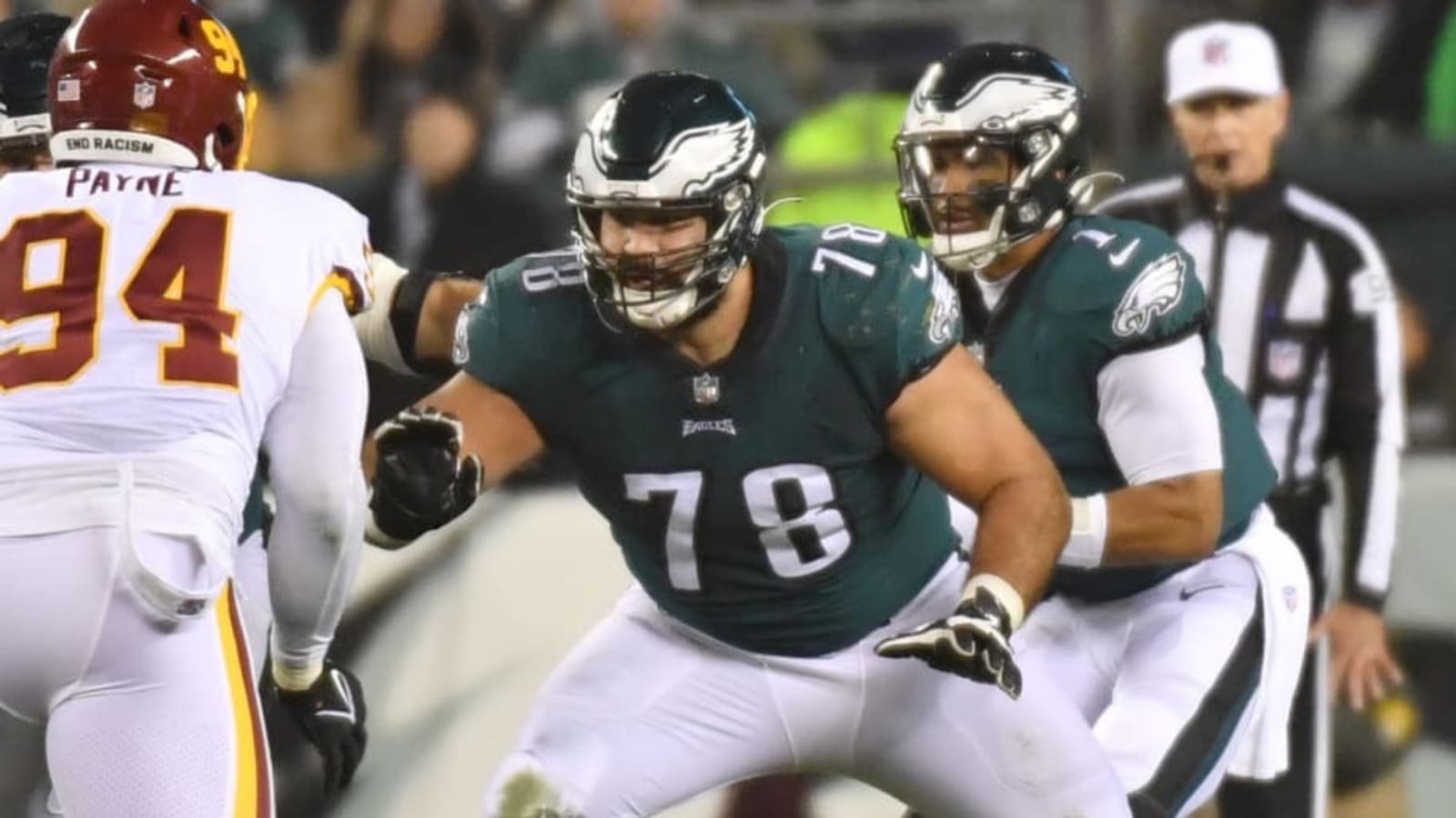  Buccaneers Offensive Lineman Reportedly Suffers Season Ending Injury