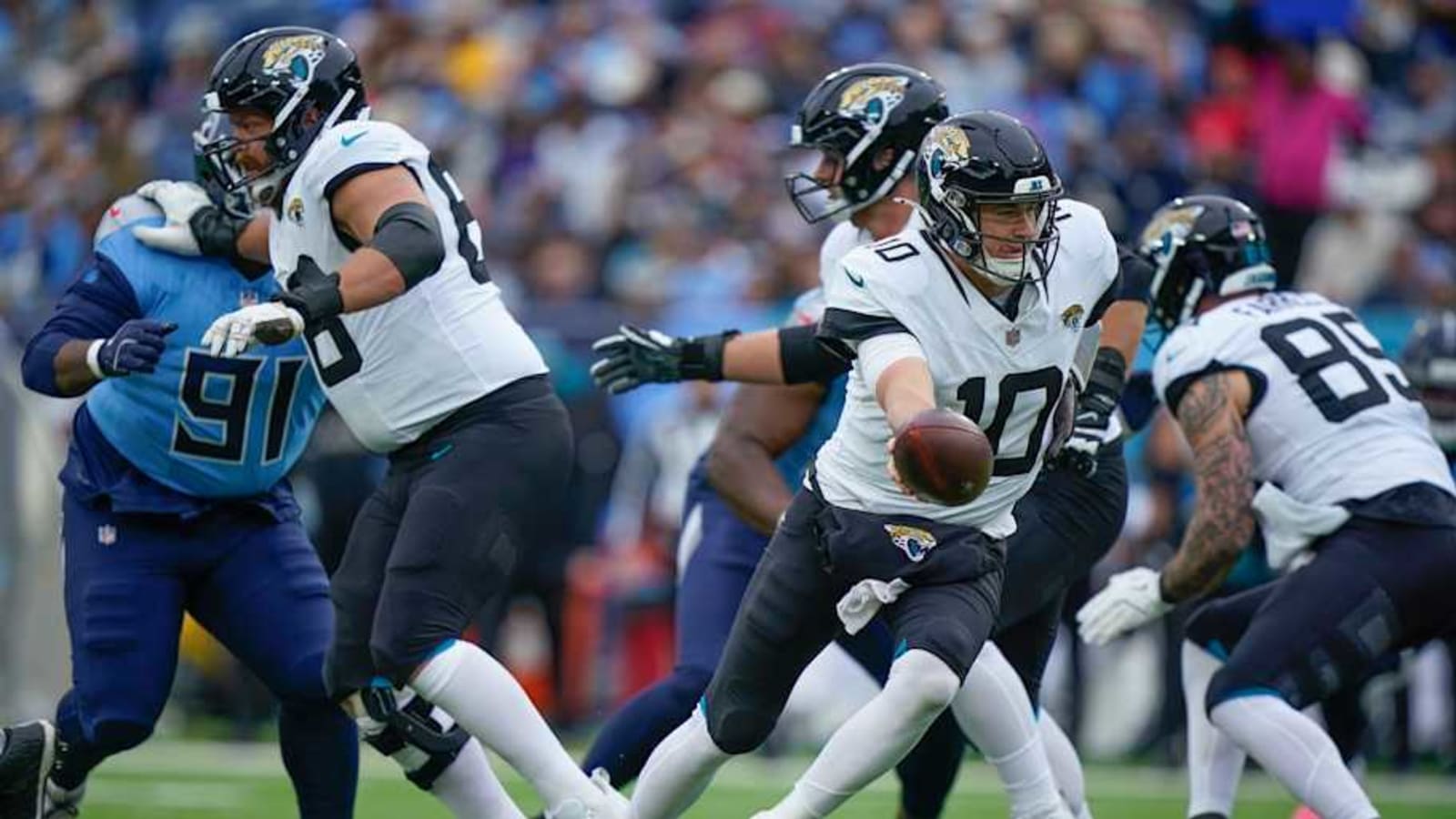 Social Media Reacts to Jaguars&#39; Massive Upset Over Titans