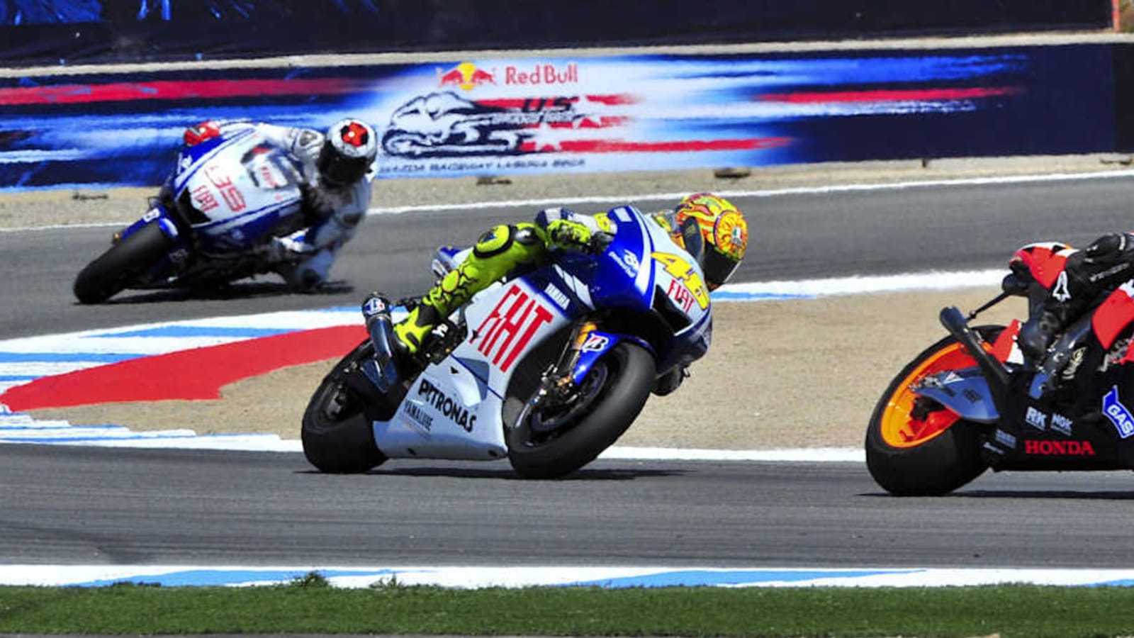 MotoGP News: Giacomo Agostini&#39;s Surprising Take On Marc Marquez-Valentino Rossi Rivalry Revealed