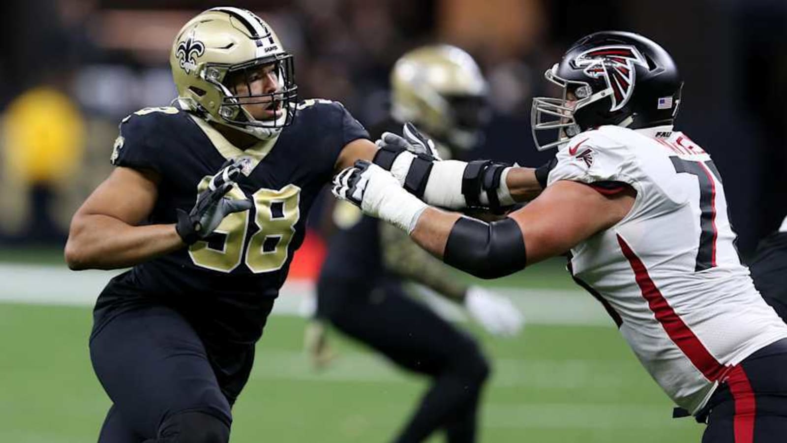 Broncos OLB Situation: 3 Free-Agent Fits in 2025