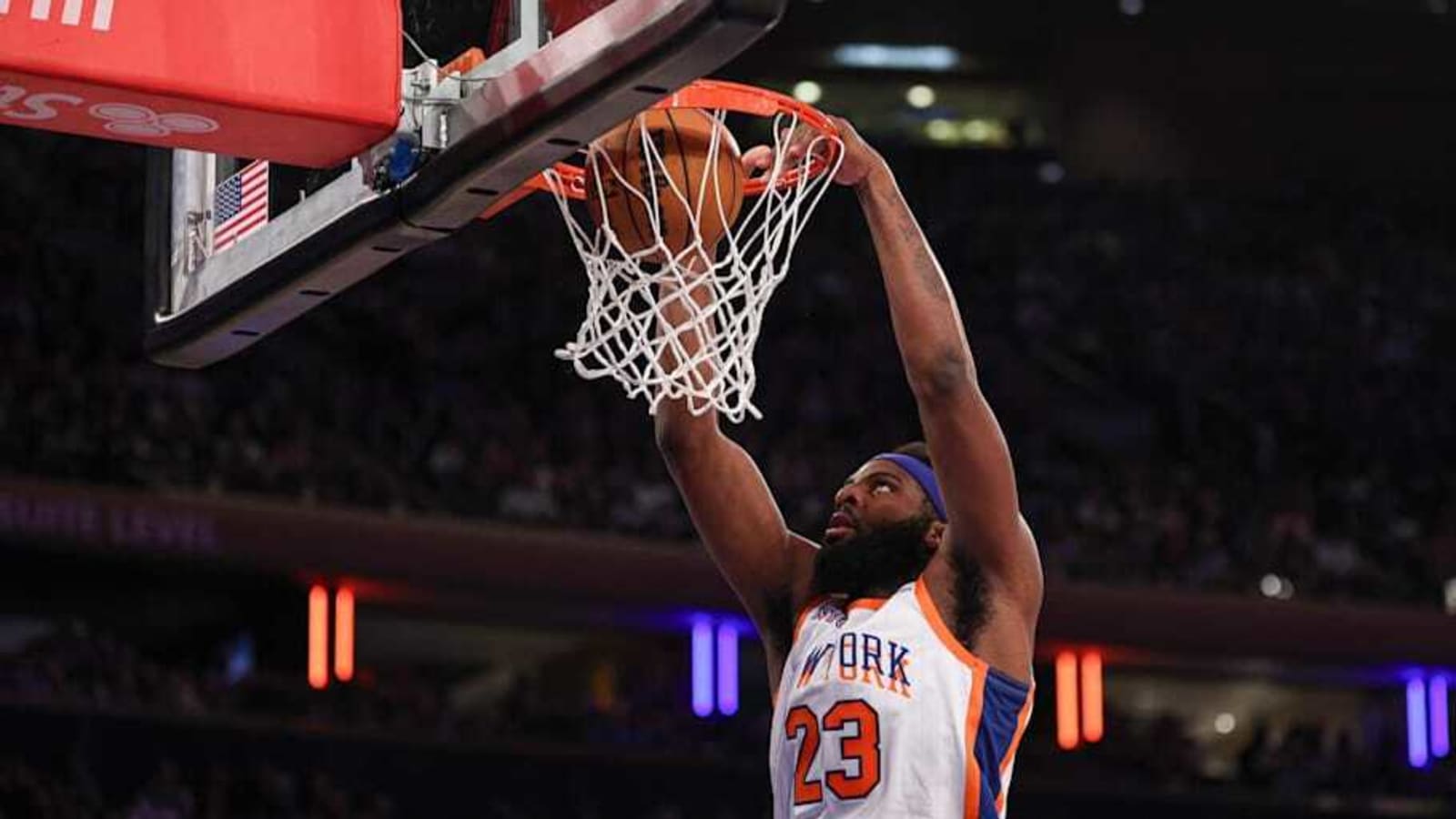 Knicks, Hornets Linked in Trade Proposal