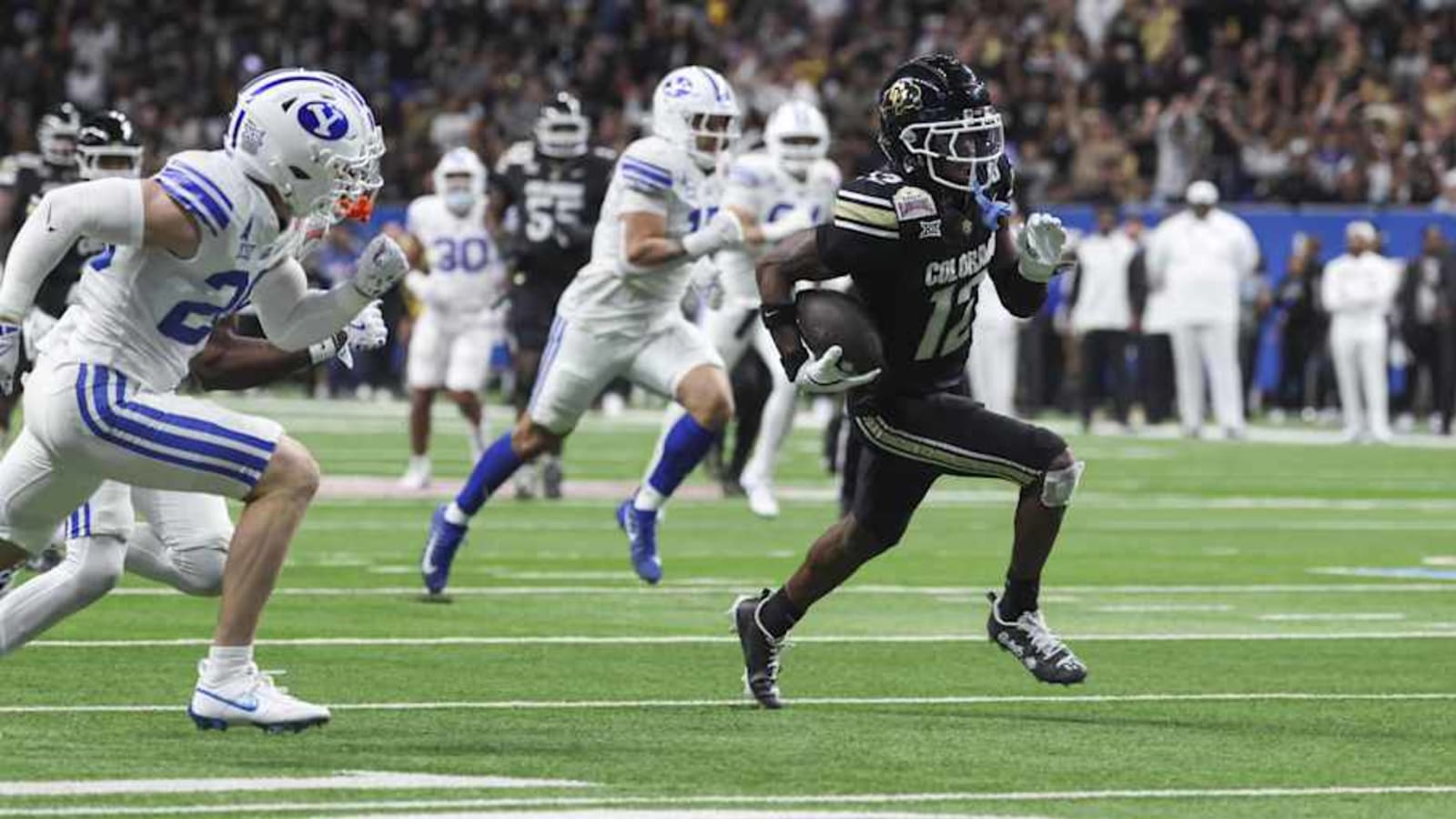 NFL Draft Analyst: Travis Hunter Is a Mashup Of Two Eagles Stars