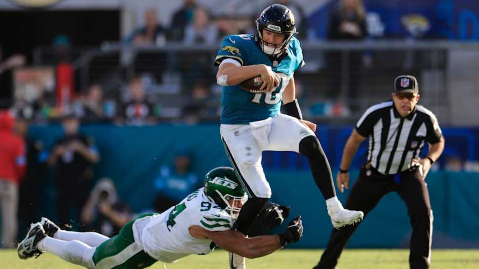 Is Jaguars QB Jones Starting to Blossom Before Our Eyes?