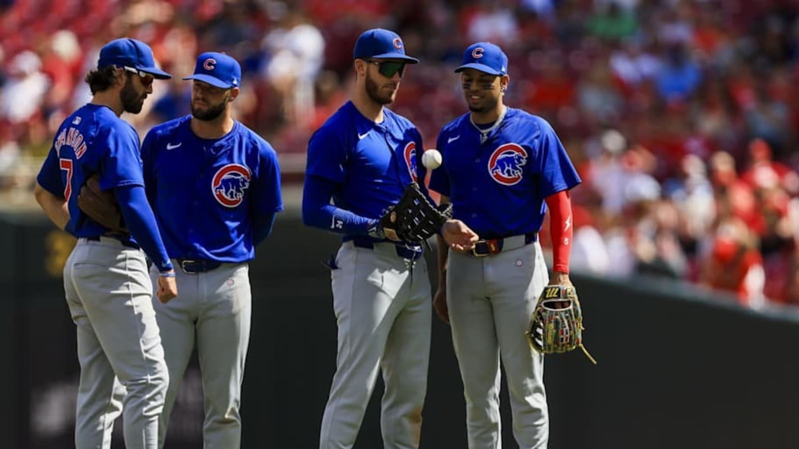 Dodgers Sign Veteran Cubs Infielder as Busy Offseason Continues