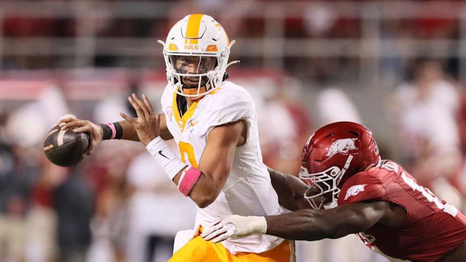 Hogs&#39; Defense Indeed Rocked Volunteers&#39; Offense to Sleep