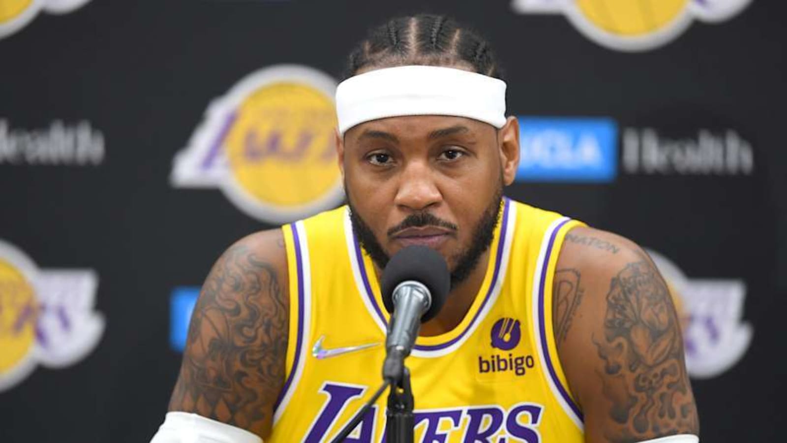 NBA Legend Carmelo Anthony Reacts To Heartbreaking News