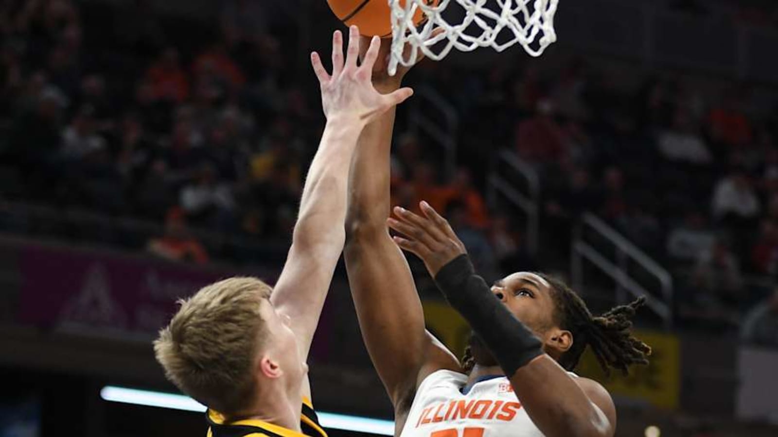 Out Cast! How Did Morez Johnson Jr. Look in First Action After Broken Wrist?