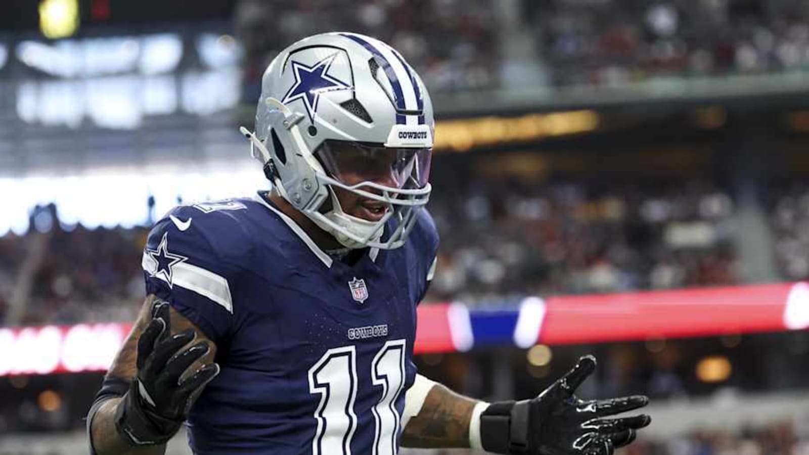 Infamous Cowboys hater hilariously reacts to idea of trading perennial All-Pro
