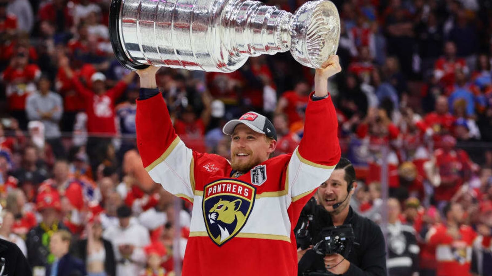 Look: Panthers Take Stanley Cup on Helicopter Ride