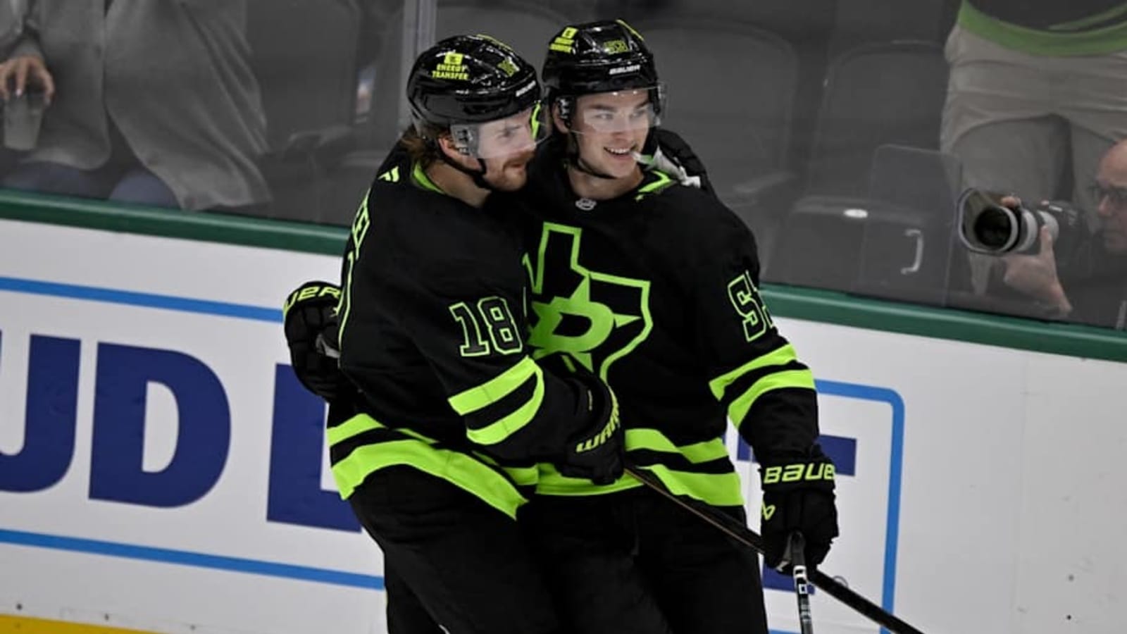 Stars Forward Extends Goal Streak