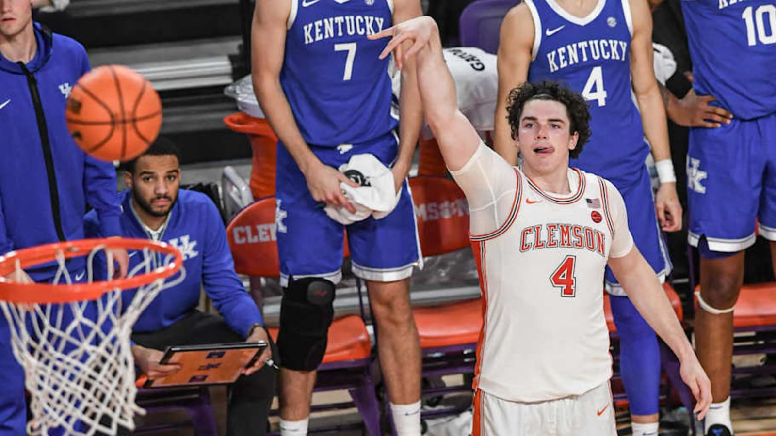 Clemson Tigers Forward Ian Schieffelin Named ACC Conference Player of the Week
