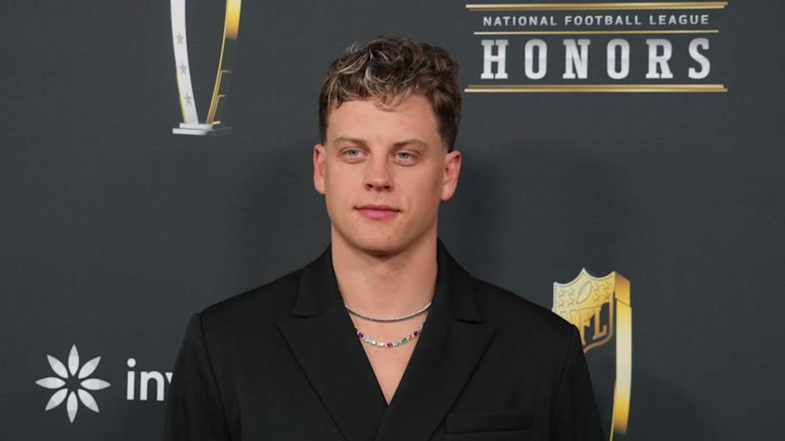  Joe Burrow, Fellow NFL Stars Play Golf During Offseason