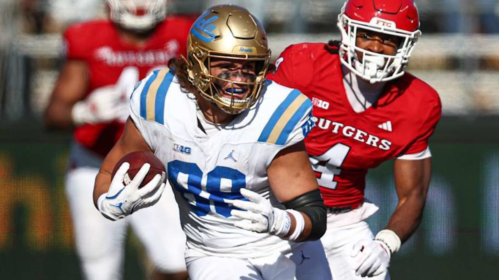 2 UCLA Players With Most to Gain Against Fresno State