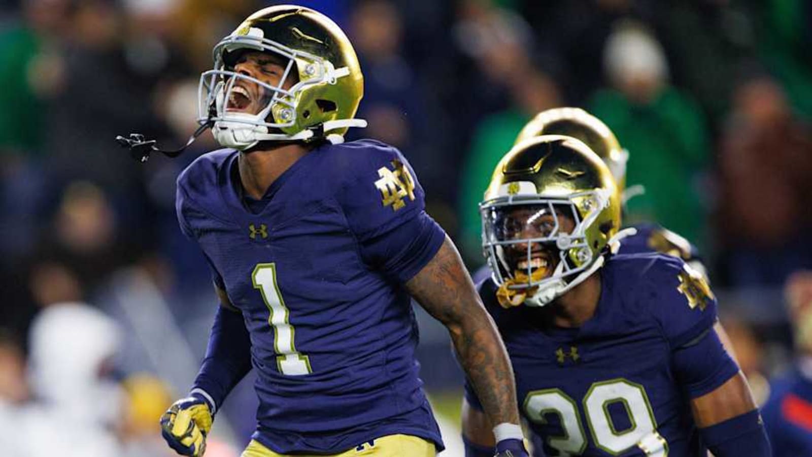 NFL Draft: Notre Dame&#39;s Jordan Clark Shines with Impressive Bench Press Performance
