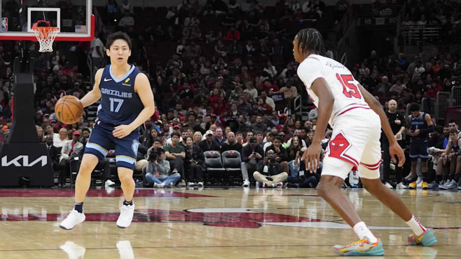 Yuki Kawamura&#39;s Pass to Zach Edey in Grizzlies-Bulls Goes Viral