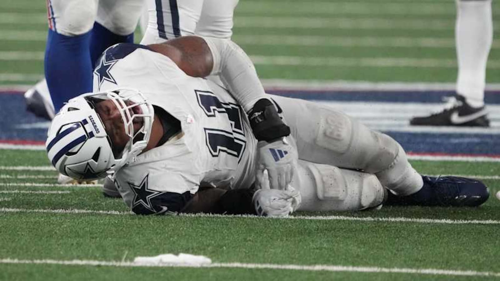 Cowboys&#39; Micah Parsons could miss multiple weeks with ankle injury