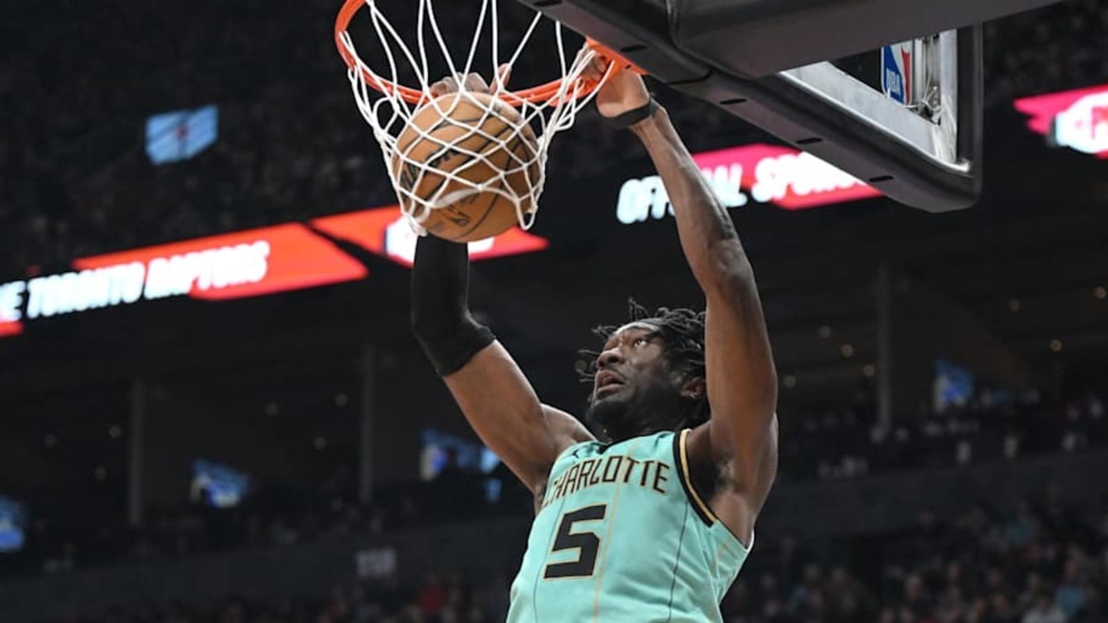 Mark Williams&#39; recent hot stretch provides promising future in Charlotte