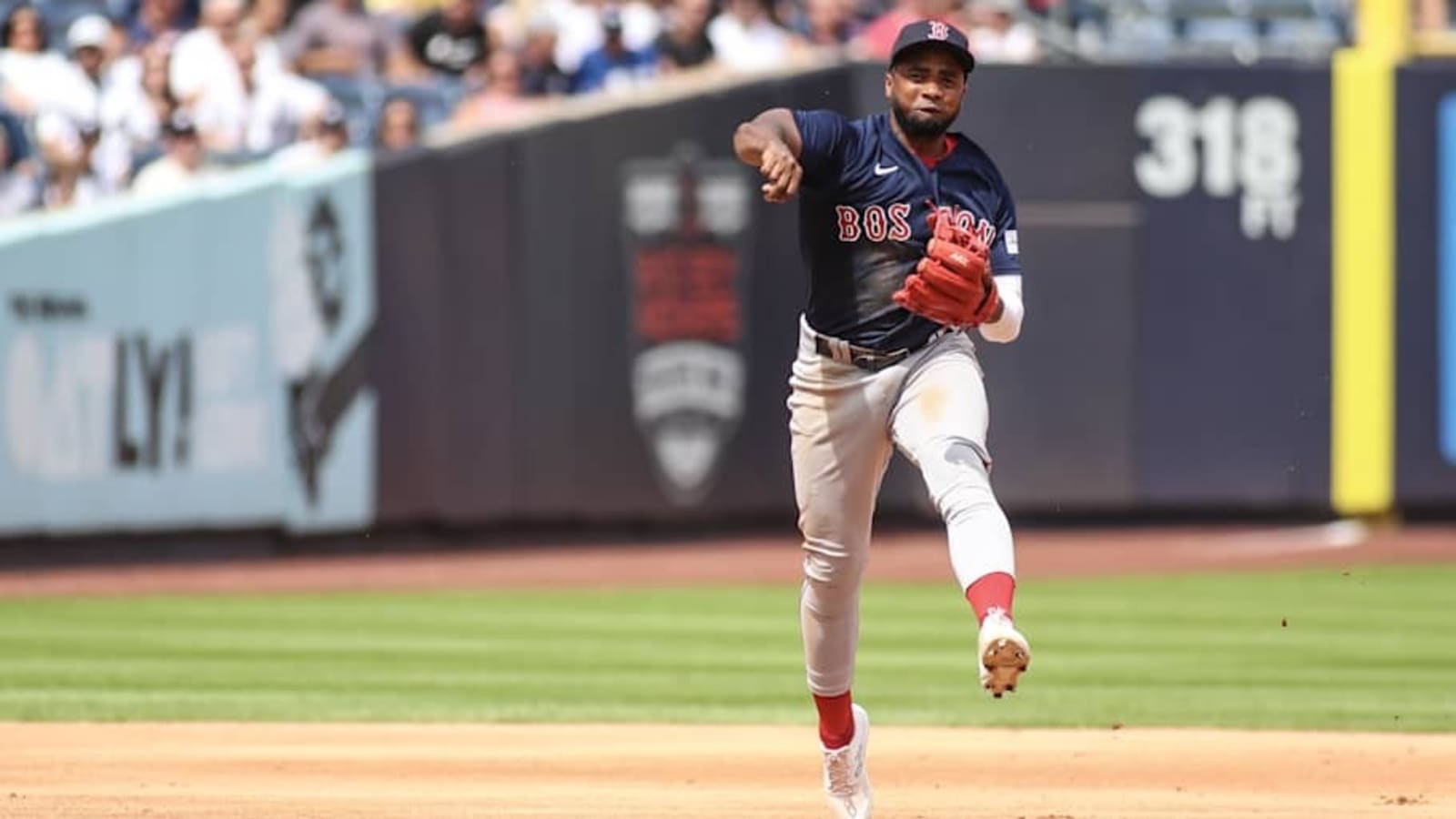 Former A&#39;s, Red Sox infielder elects free agency
