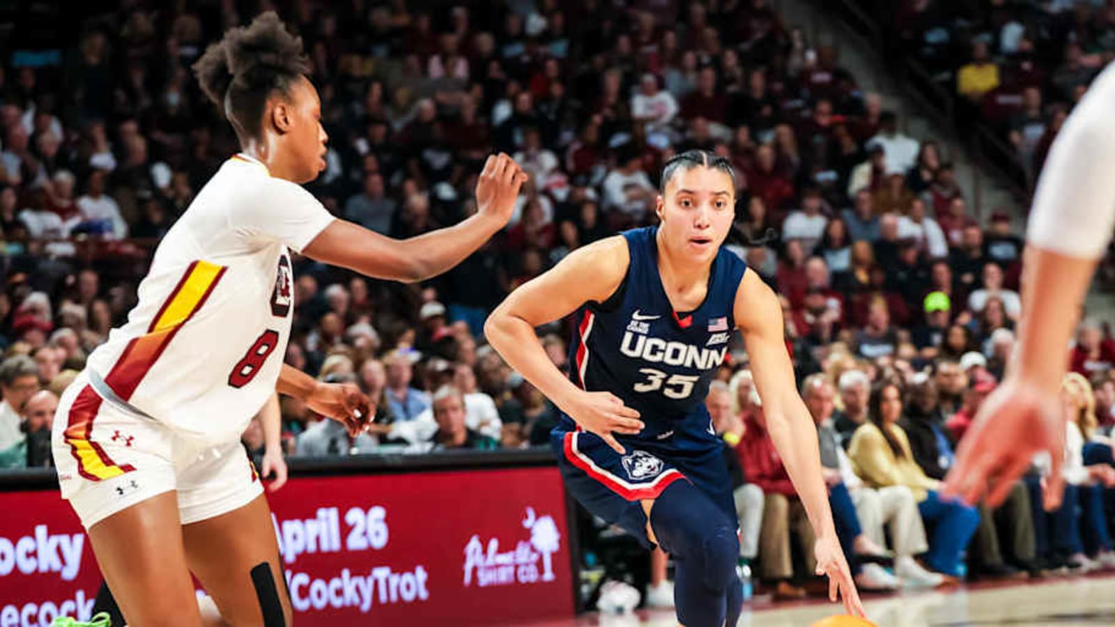 South Carolina vs Uconn Score Predictions