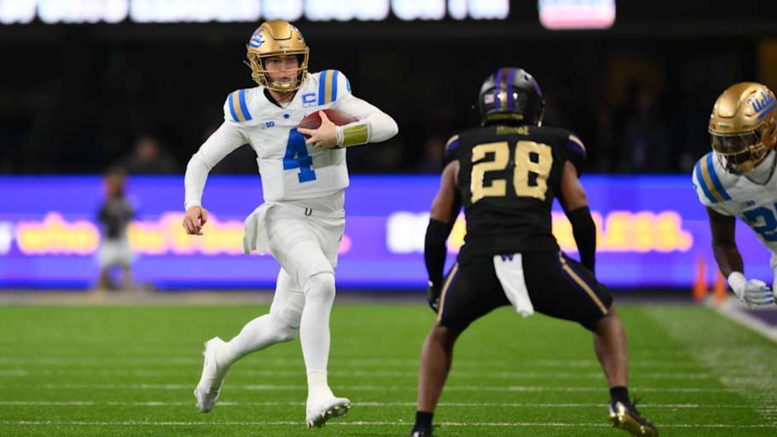 How UCLA QB Garbers Fared Against Washington