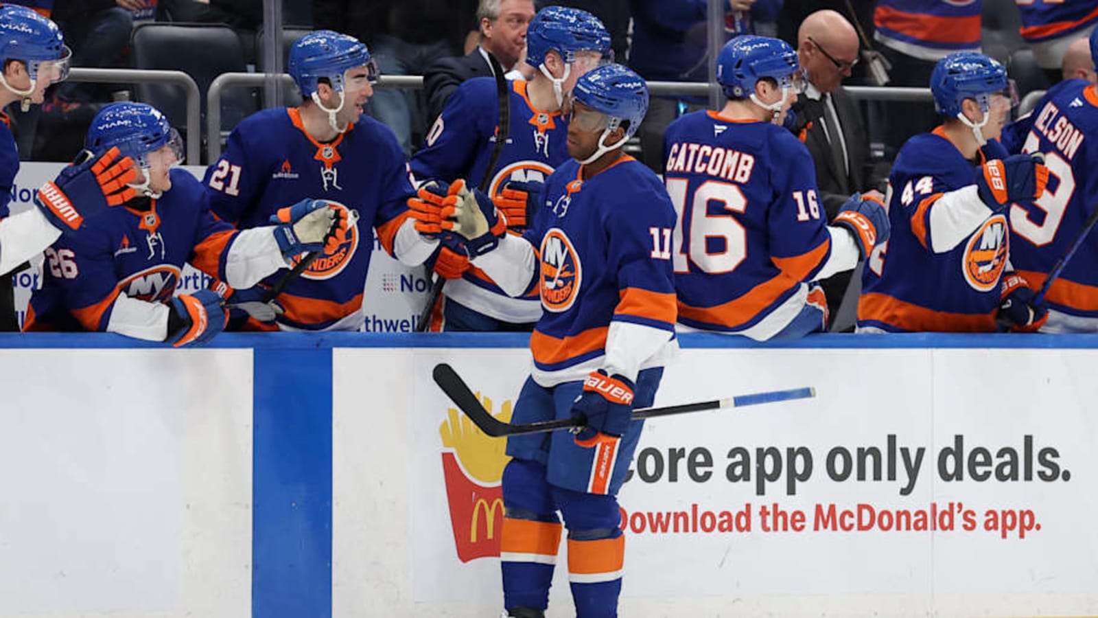 Islanders Head Coach Calls Out Veteran Forward