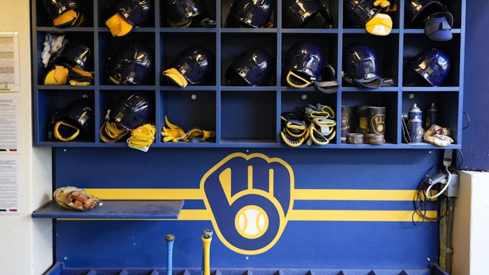 Brewers Suffer Blow To Depth With Early Spring Training Injury