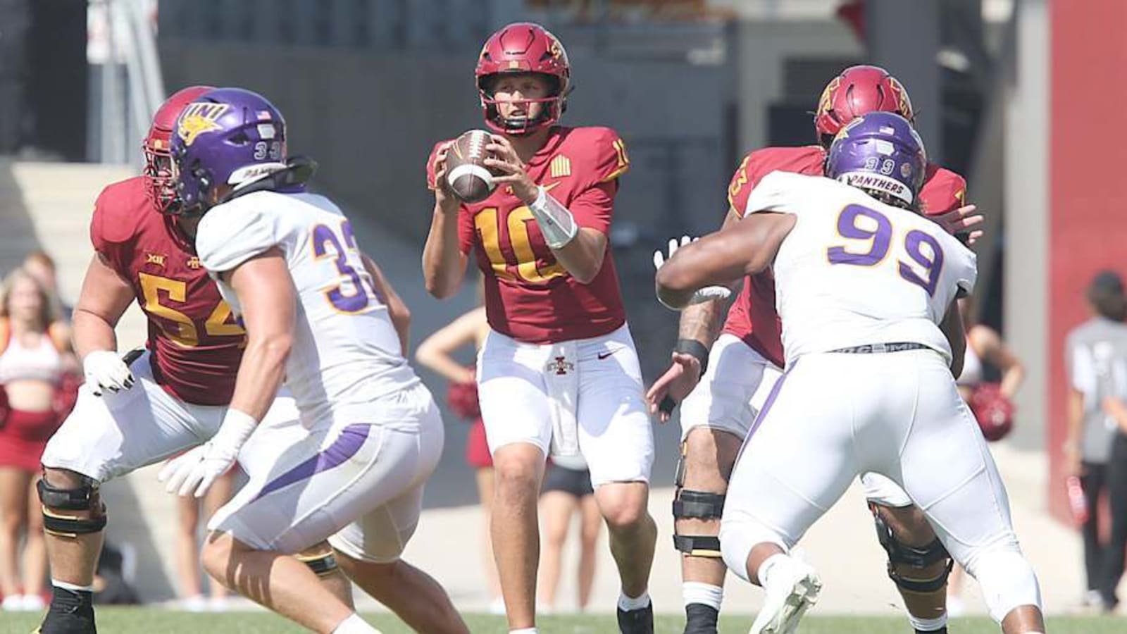 TRANSFER PORTAL: Iowa State QB JJ Kohl Set To Visit FIU Panthers