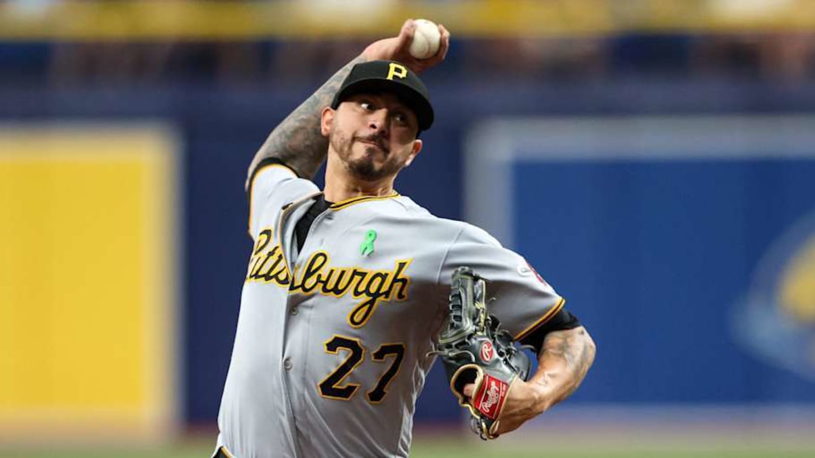 Report: Cleveland Guardians Signing Pitcher Vince Velasquez to Minor League Deal, Will Invite Him to Camp