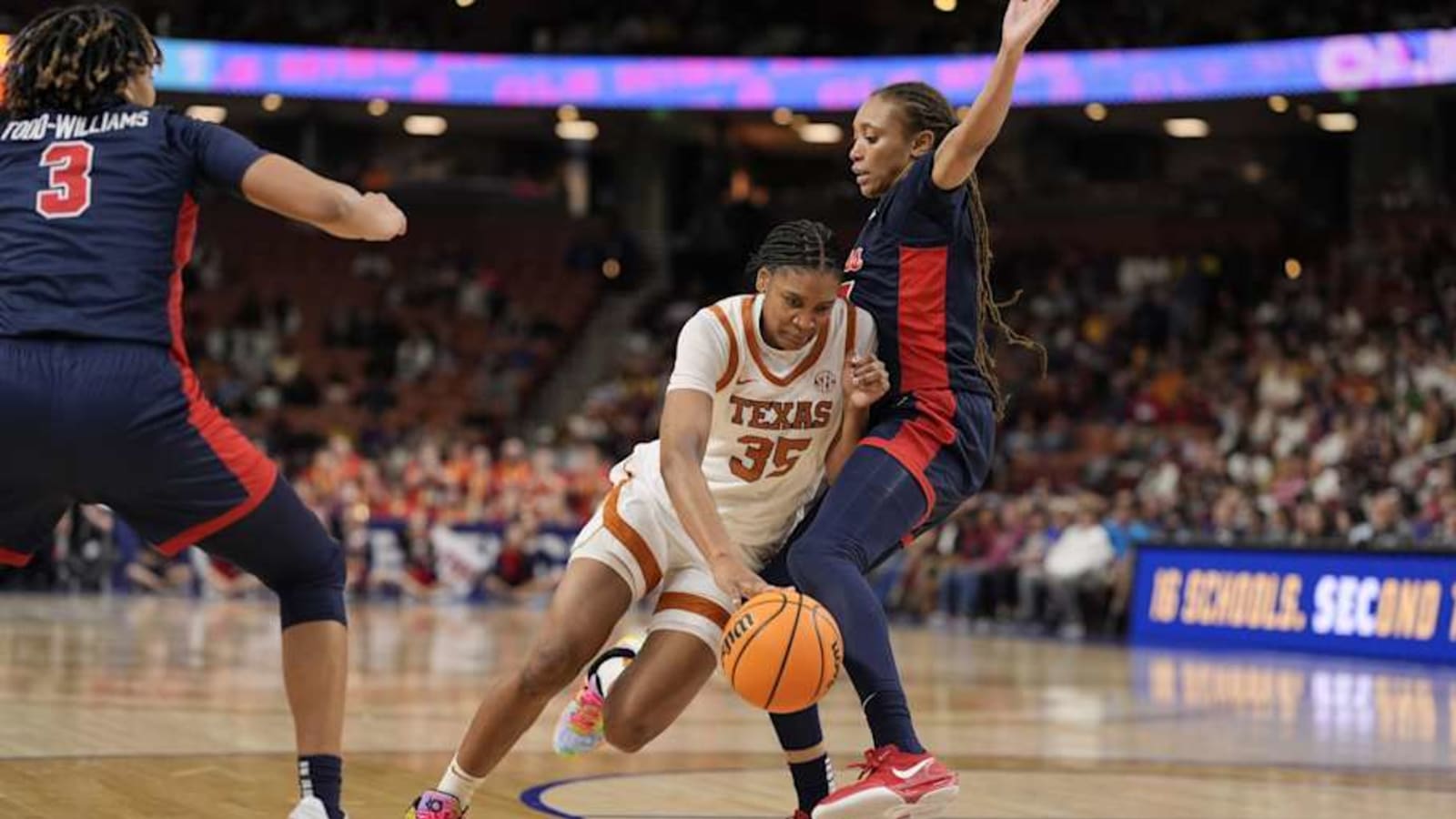 No. 1 Texas Women&#39;s Basketball Dominate William & Mary to Advance to Second Round