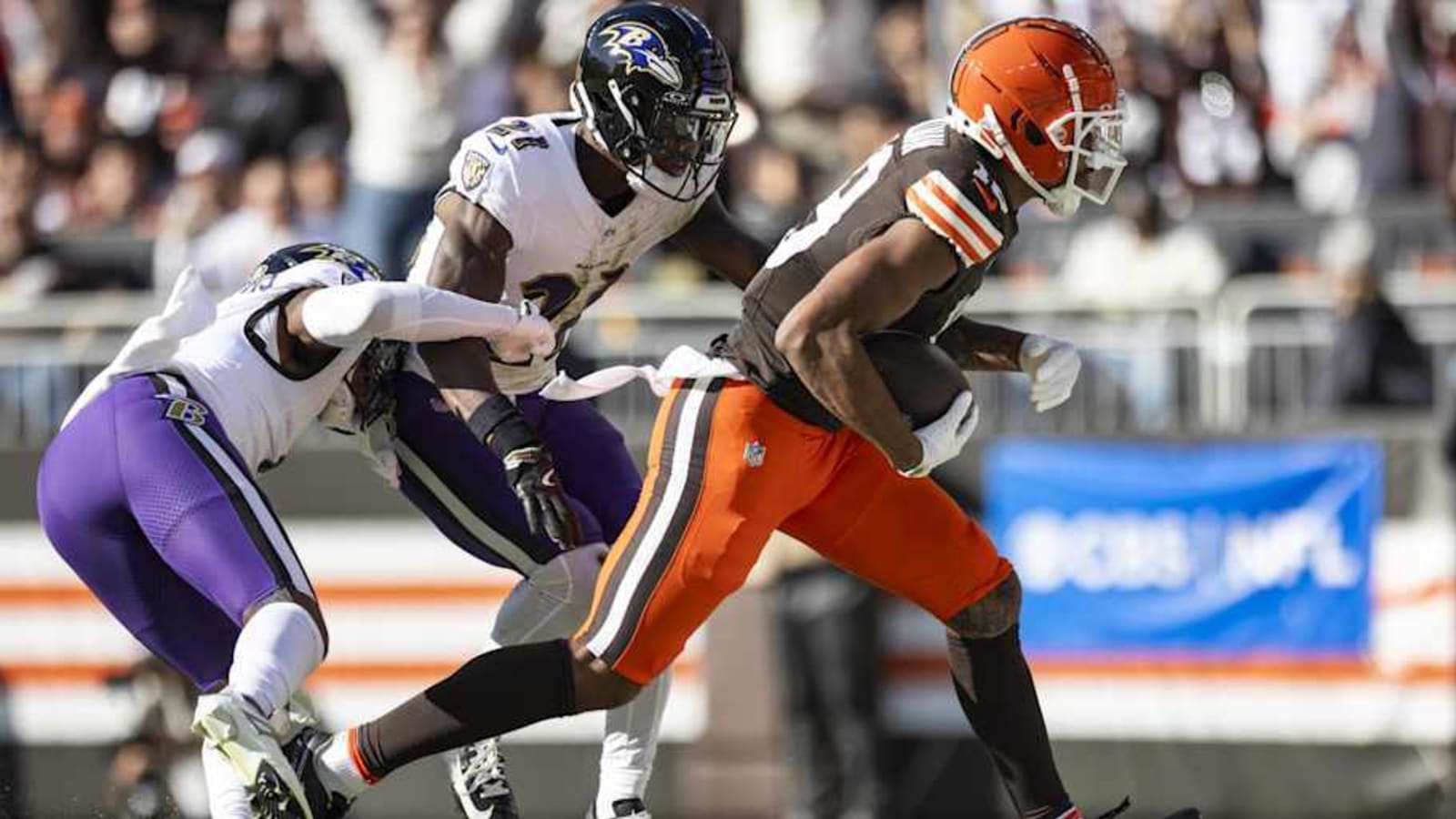 Analyst Names Ravens Top Trade Deadline Priority