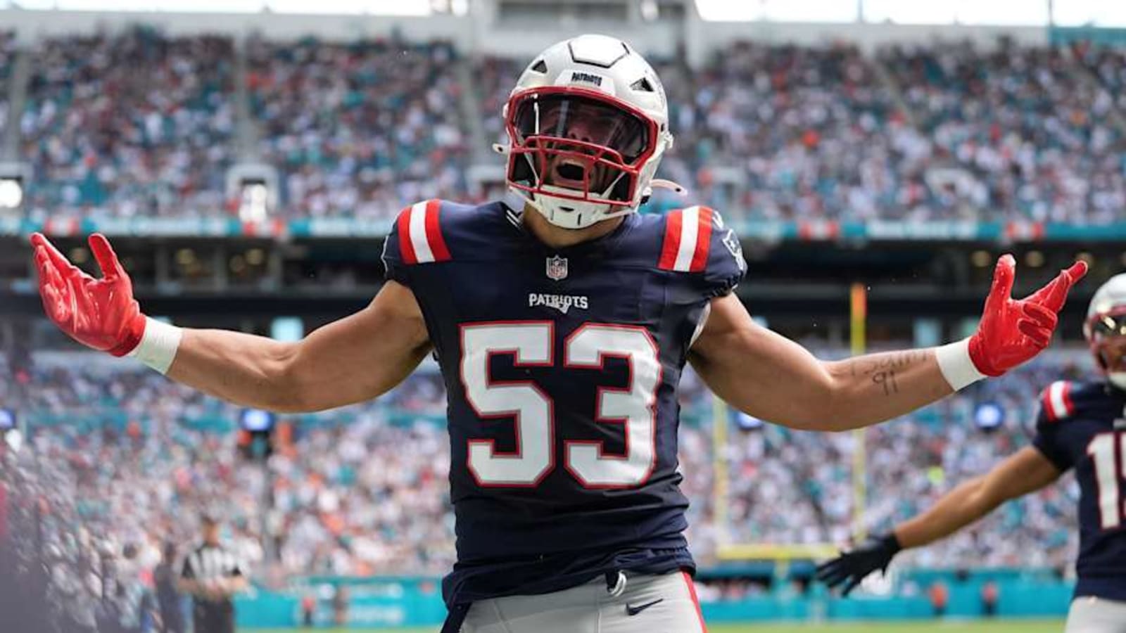 Patriots LB Signs Raiders Offer Sheet