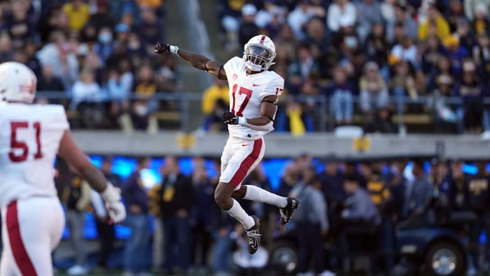  Raiders Make Two Roster Moves Ahead of Week 16