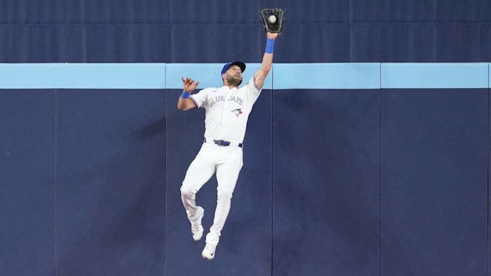 Kevin Kiermaier Rejoining Toronto Blue Jays as Special Assistant, &#39;Outfield Whisperer&#39;