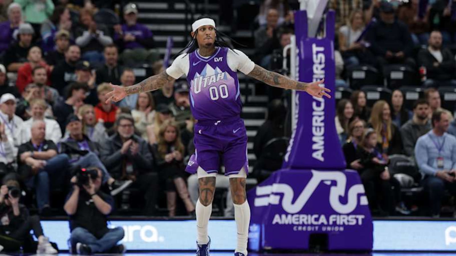 Jazz Reveal Jordan Clarkson&#39;s Official Status vs. Celtics