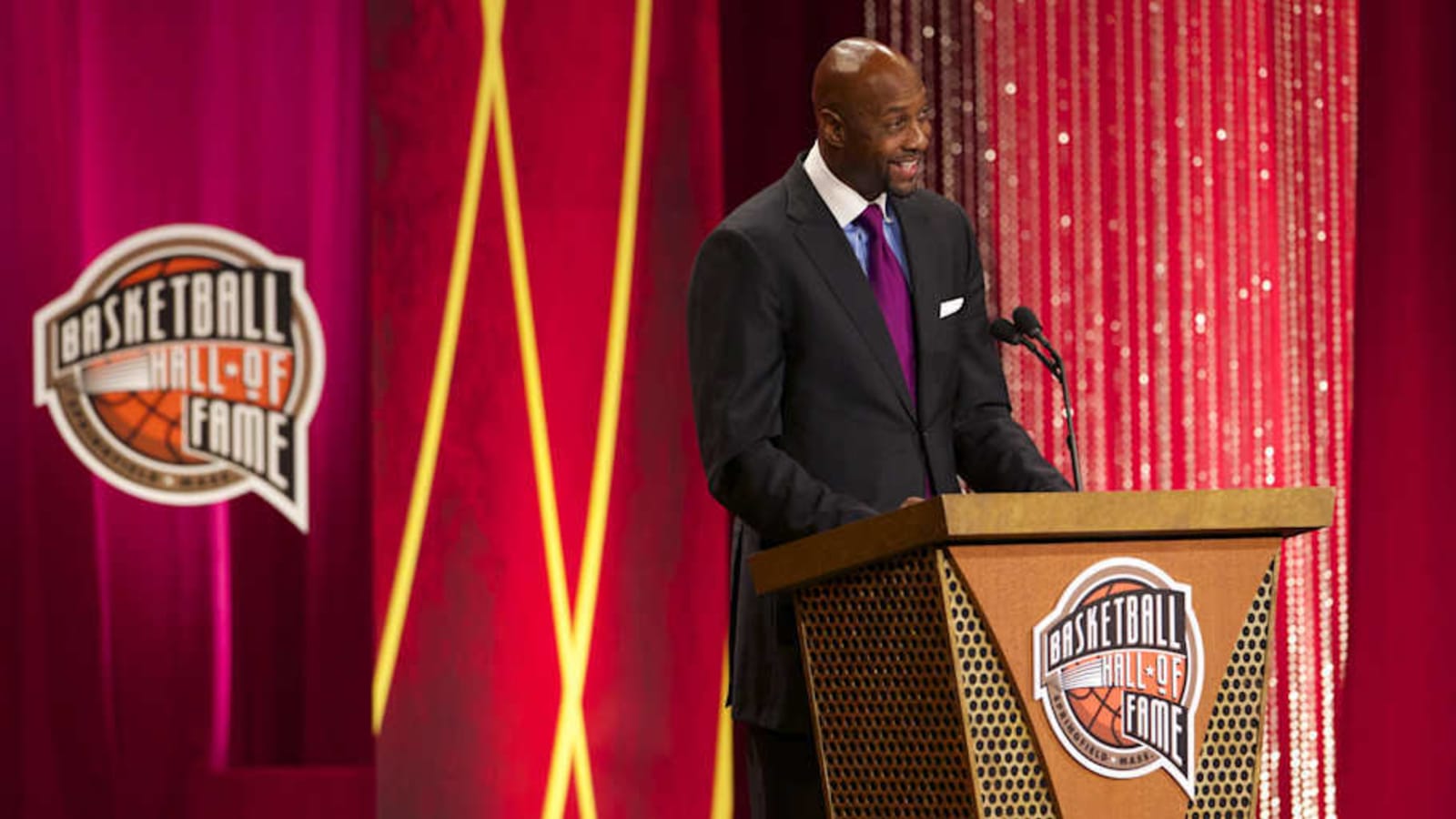 Miami Heat Legend Alonzo Mourning Has Otherworldly Label For LeBron James