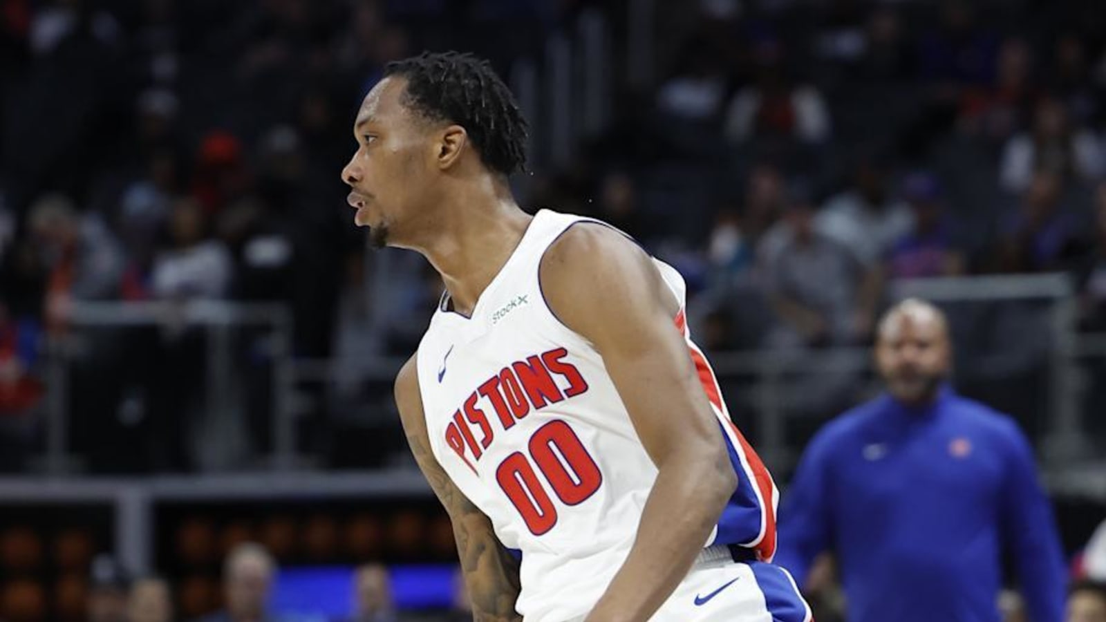 JB Bickerstaff Impressed by Pistons Rookie&#39;s Competitive Nature