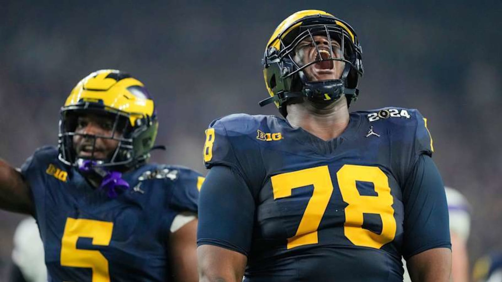 2025 NFL mock draft: Chicago Bears trade back and strengthen the trenches in 3-round mock