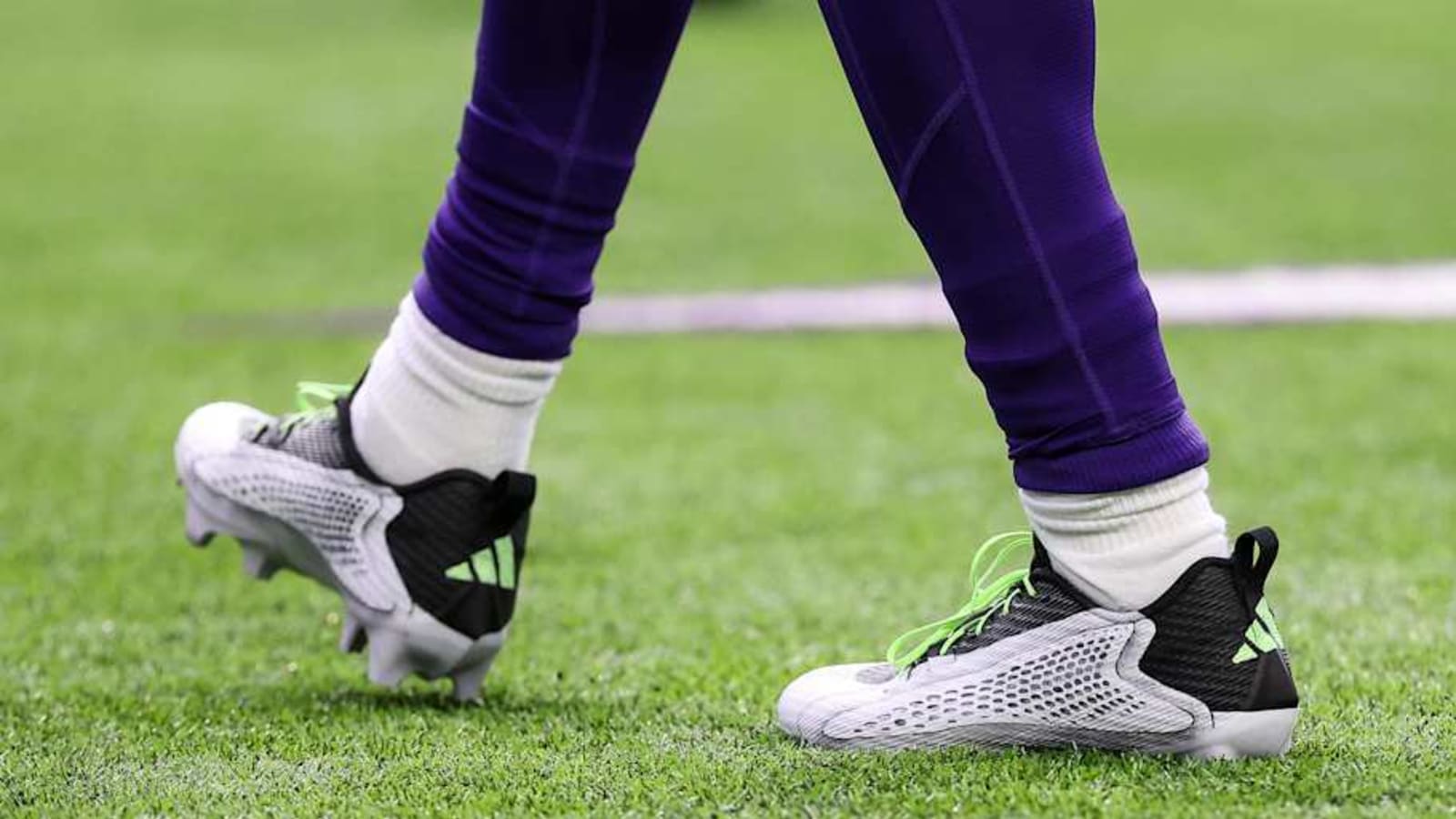 Jordan Addison Scores 3 TDs in Anthony Edwards&#39; Adidas Cleats
