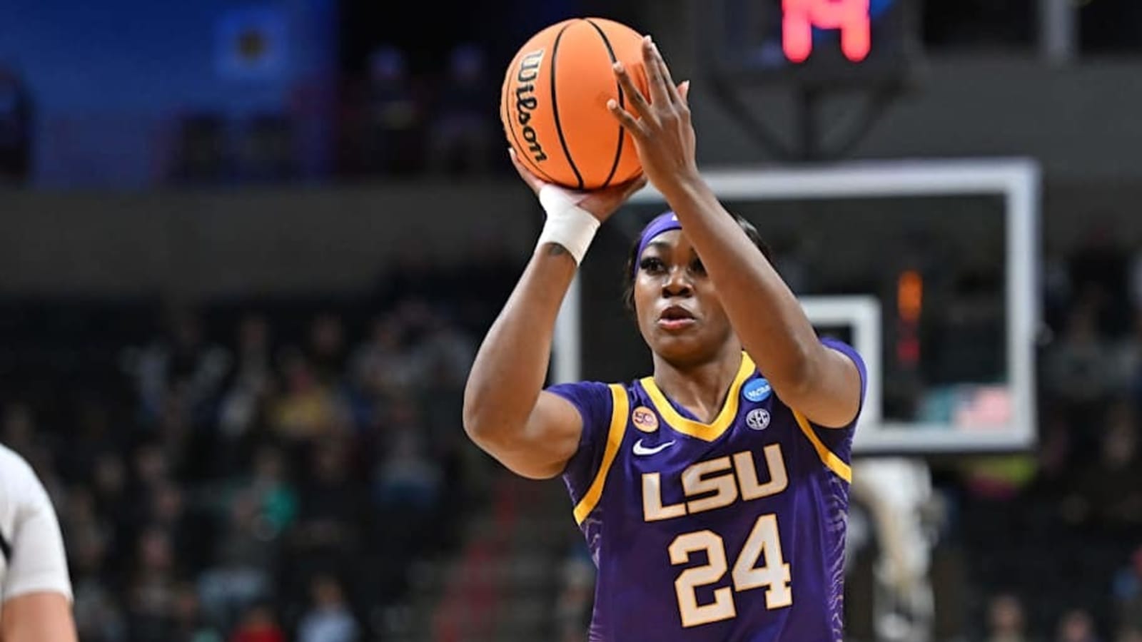 LSU Women&#39;s Basketball Star Aneesah Morrow Earns All-America Honors