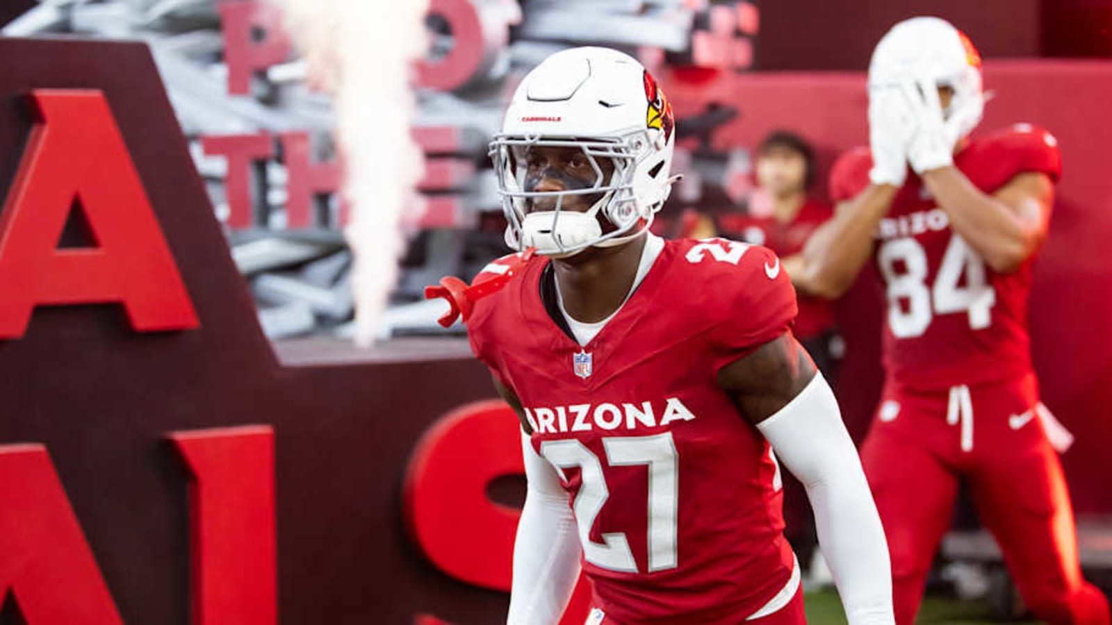 Giants Add Cardinals CB