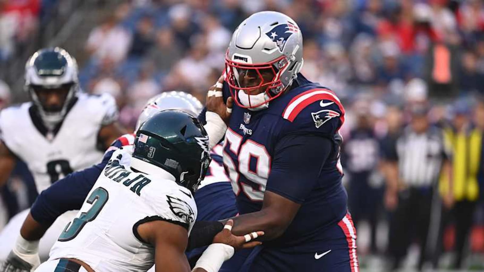 Patriots Lineman Scores Touchdown vs. Rams