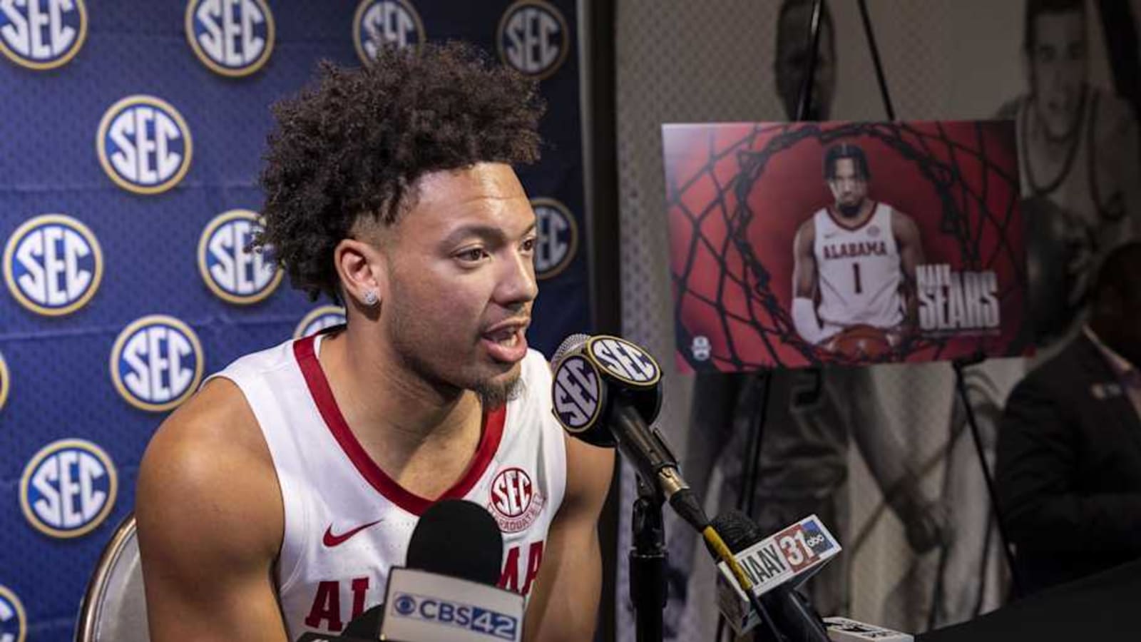 Mark Sears Embraces High Expectations By Having the Hunted Rather Than Hunter Mentality