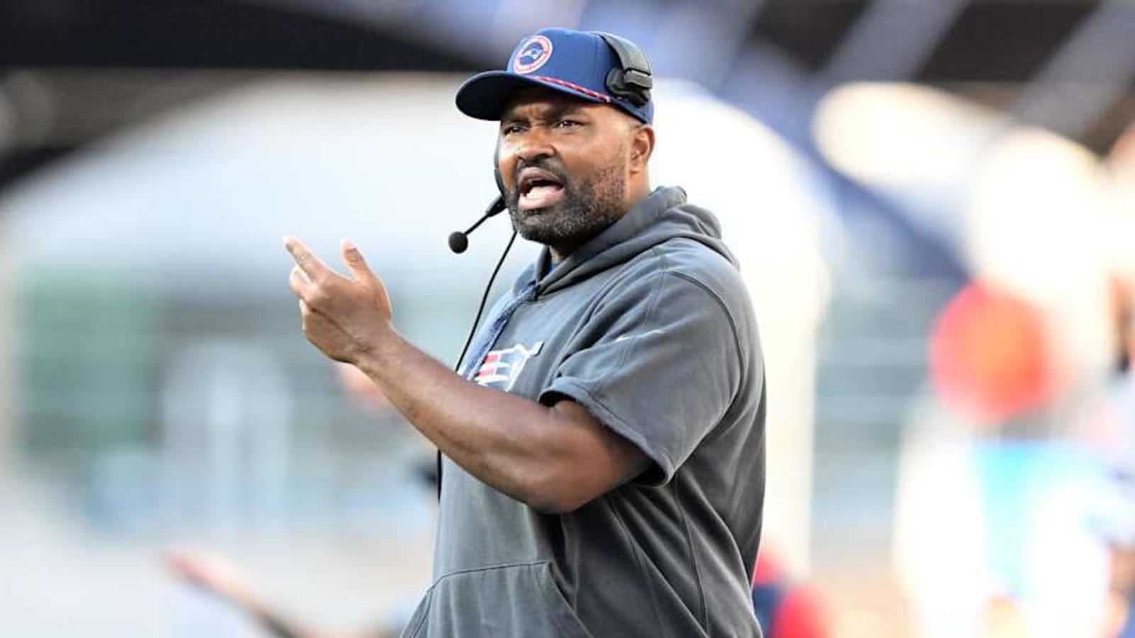 Insider Expects Patriots to Fire Jerod Mayo, Others