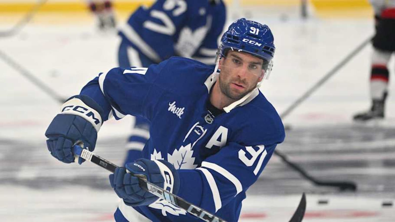 Maple Leafs Begin Contract Talks With Former Captain