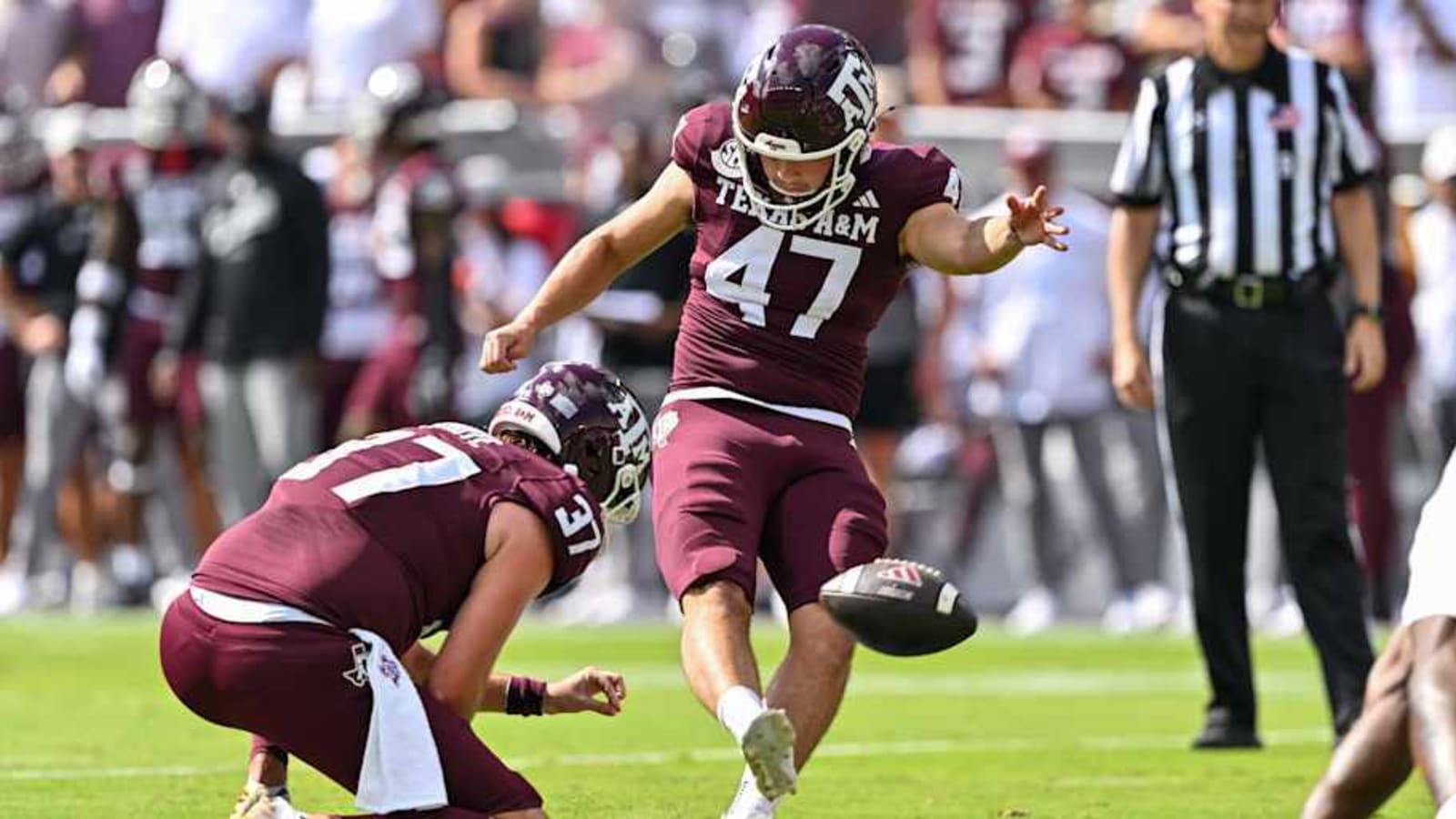 Texas A&M Aggies&#39; Randy Bond Named Lou Groza Award Semifinalist