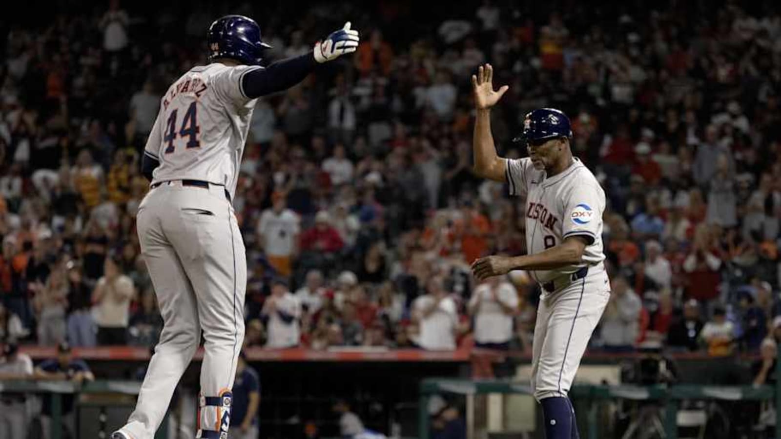 Houston Astros Make Surprising Staff Change and Part With Legendary Base Coach