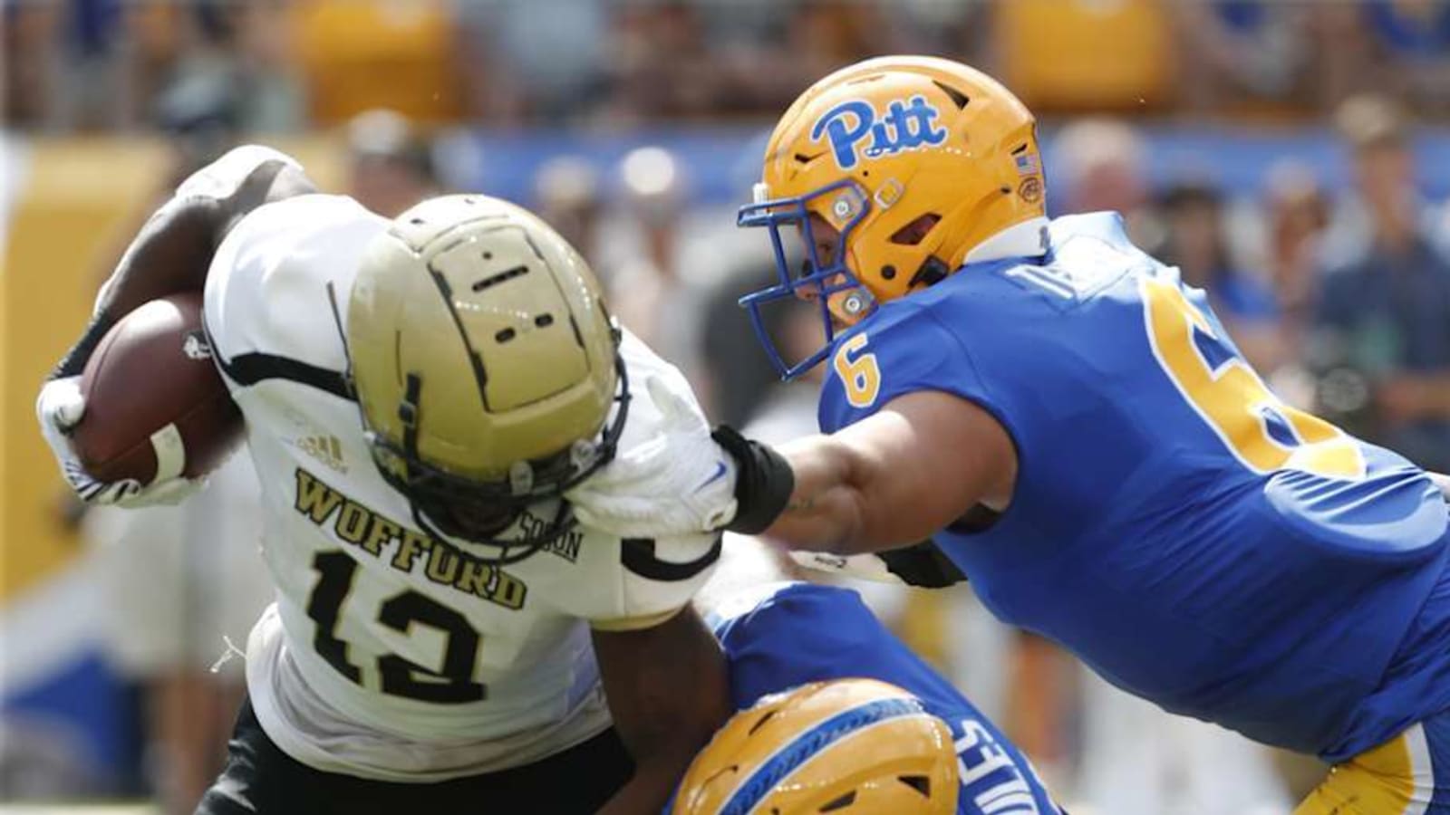 Injured Pitt DE Sees First Action of Season